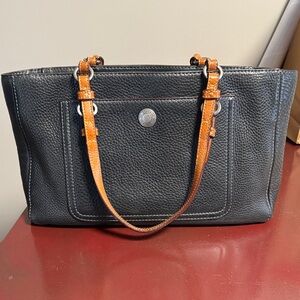 COACH Vintage Chelsea Black Leather Shoulder Bag with Pink interior